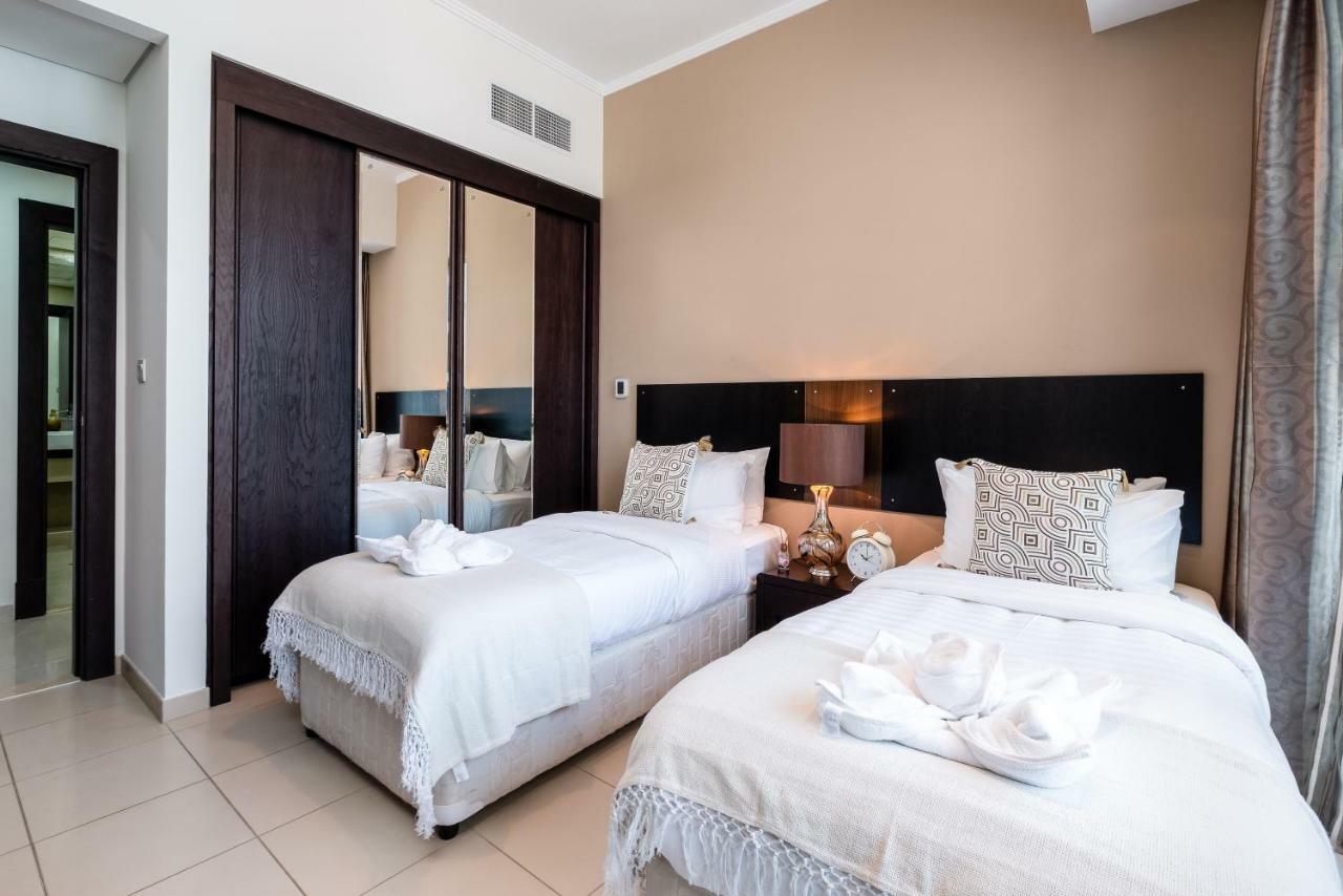 Maison Privee - Big, Bright, Luxury Marina Views Apt Next To Beach Dubai Exterior foto